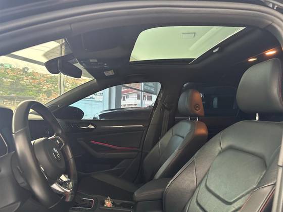 VOLKSWAGEN JETTA 2.0 350 TSI GASOLINA GLI DSG
